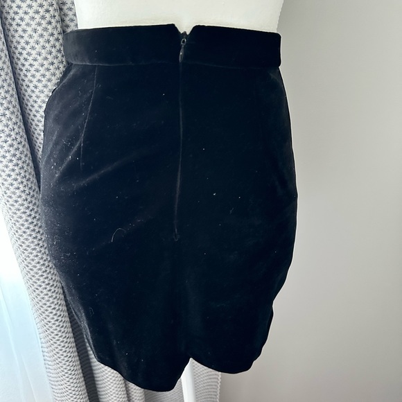 Zara Velvet & Sequin Mini Skirt - Black - Picture 4 of 5